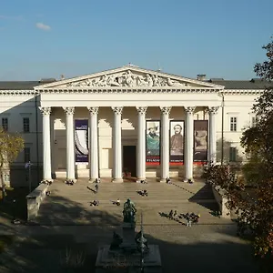 museum-view-apartment.inbudapesthotels.com/